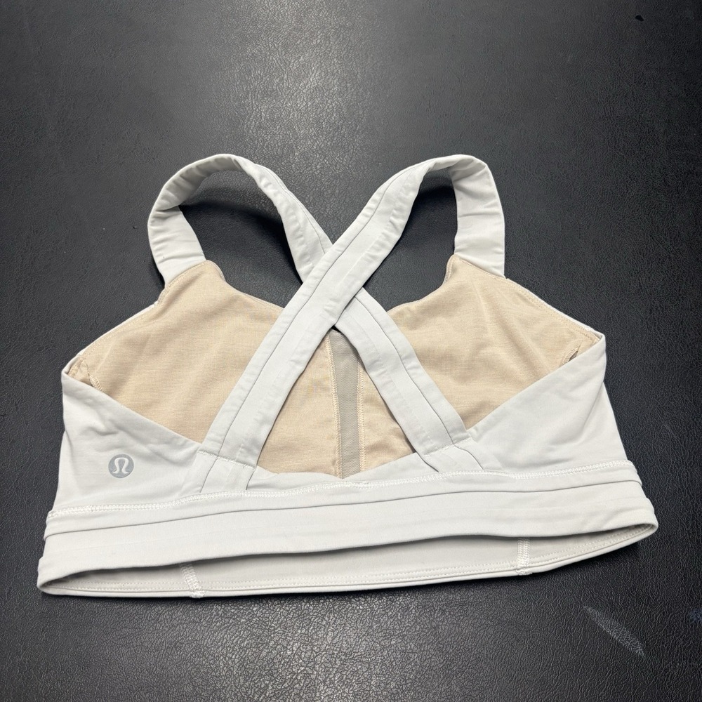 Lululemon Athletica Women's Sports Bra White Sz 6 Workout Cross Back Gym Running - Picture 2 of 5